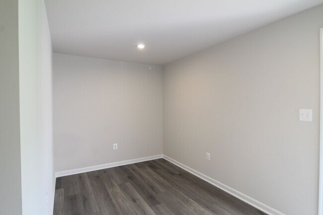Photo - 34 Apple Wood Ln
