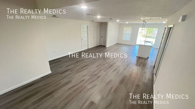 Photo - 1242 Halber Ave NW