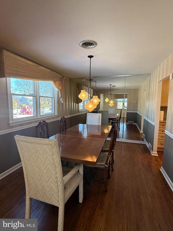 Photo - 240 Sweetbriar Cir