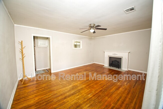 Photo - 718 S Quebec Ave