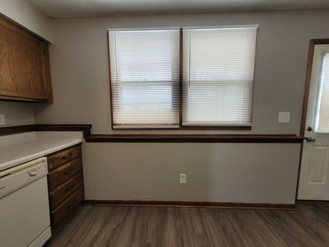 Photo - 1761-1763 E Lacona Avenue Unit 1763 E Lacona Avenue