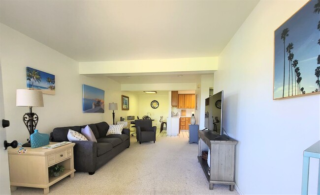 Building Photo - 1 bed, 1 bath furnished in tranquil Norfolk Rental
