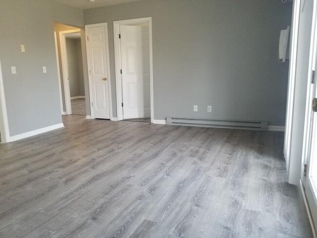 Photo - 205 Sandra Ave