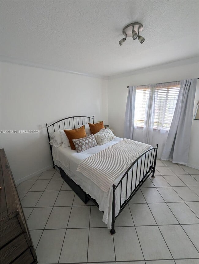 Photo - 3500 Coral Way Unit 505