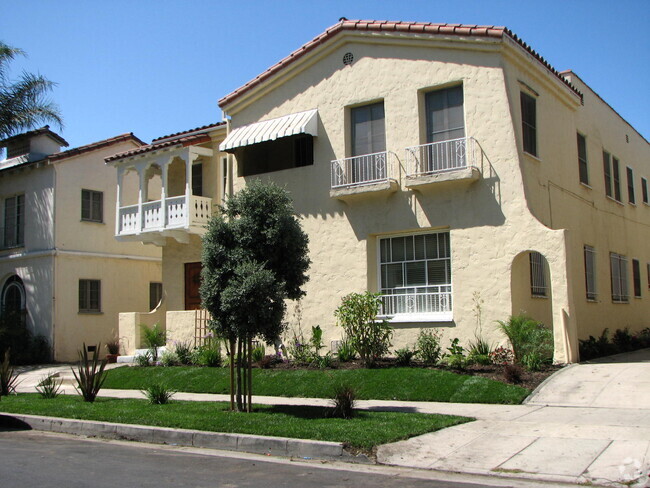 Building Photo - 347 N Curson Ave Unit 347 12 Rental