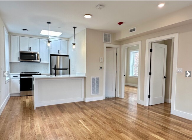 Photo - 66 N Margin St Unidad 4R