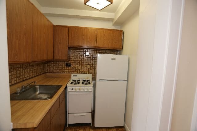 Photo - 629 W Belmont Ave Unit 503