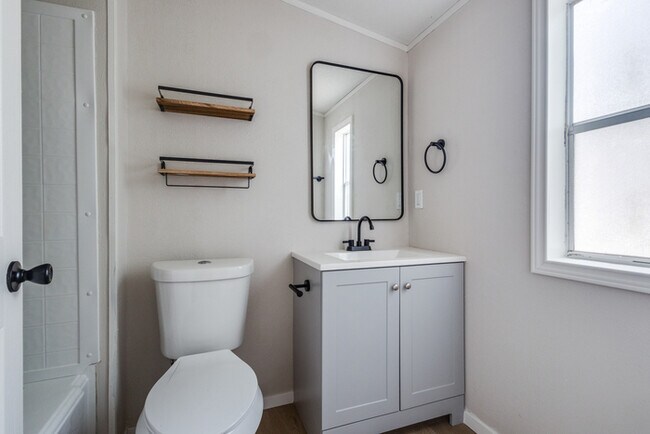 Photo - 3 Bedroom 2 Bath Home, Pool & Playground