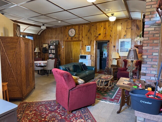 Photo - 601 N Berry Ave