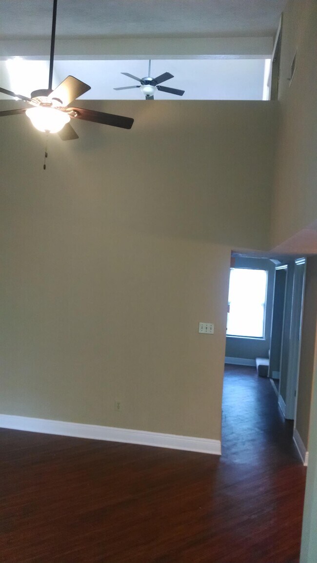 Photo - 1215 Stone Green Ct