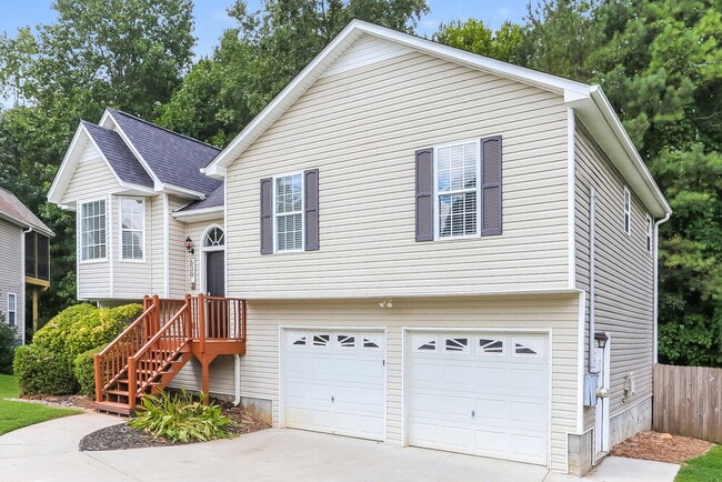 Photo - 639 Sheffield Ct
