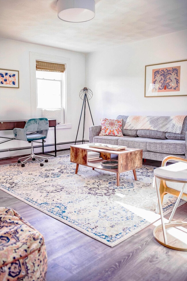 Photo - 136 Main St Unit ID1380015P