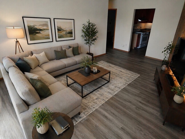 Photo - Kingsbury Campus Apartments