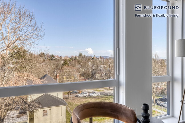 Photo - 2401 S Jackson St Unit FL5-ID550