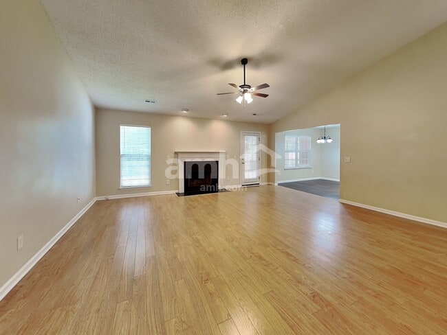 555 Whistling Swan Dr
