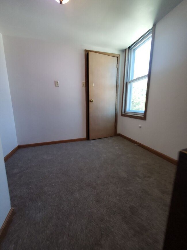 3630 E Plankinton Ave - 6 Unit