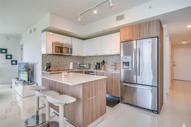 Photo - 5300 Paseo Blvd Unit 1714