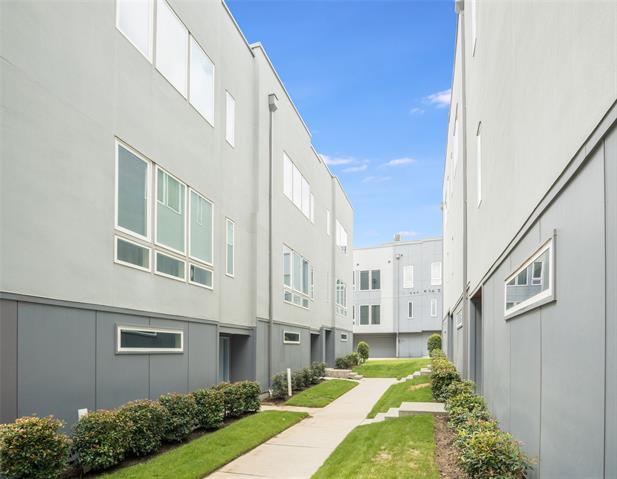 Photo - 1515 S Akard St