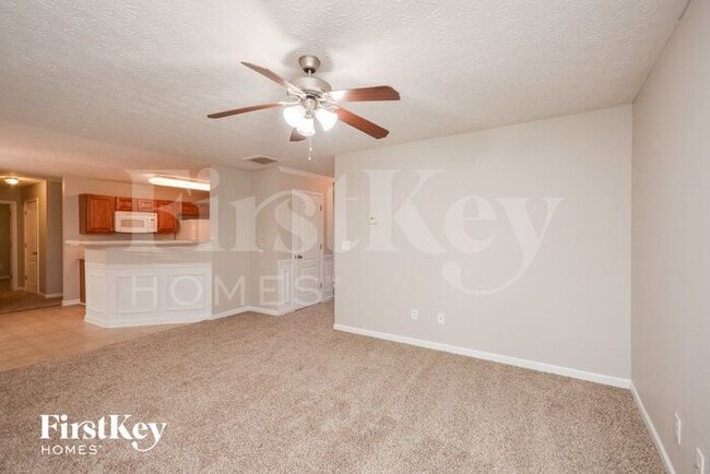 Photo - 70 Heaton Dr