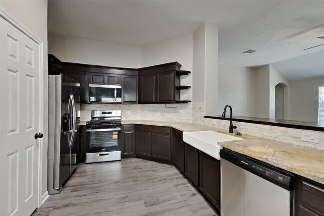 21510 Forest Colony Dr