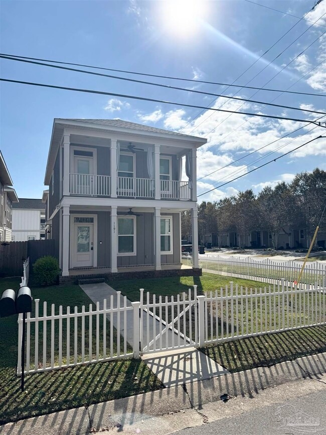 Photo - 1191 W Romana St