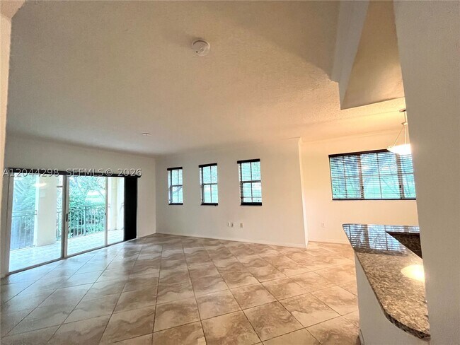 2490 Centergate Dr