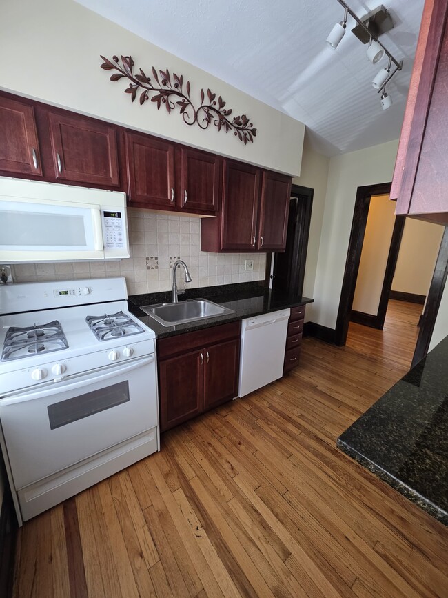 Photo - 1745 W 31st Pl Unit 1