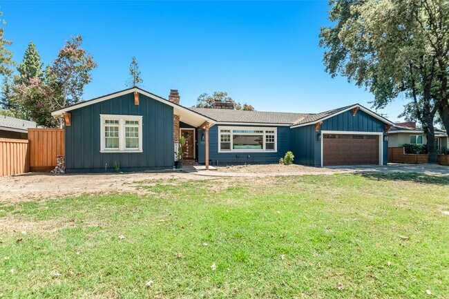 Photo - 1531 W Laurel Ave