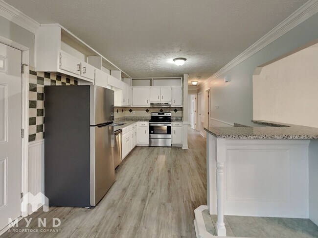 Photo - 223 Hillcrest Dr