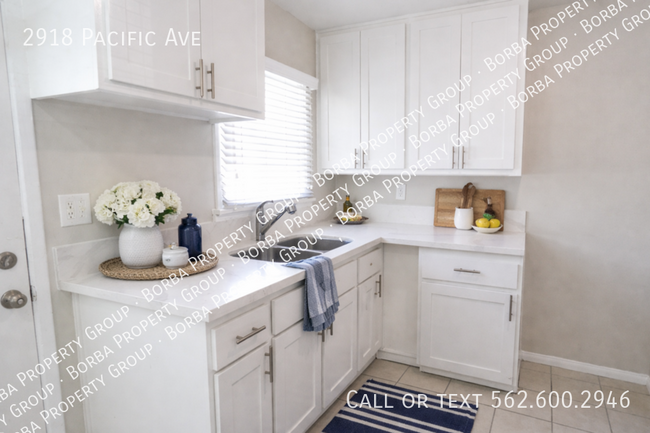 Photo - 2918 Pacific Ave