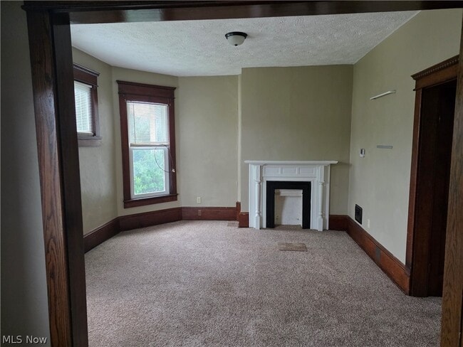 Photo - 407 N 10th St