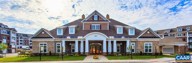 2165 Reserve Cir
