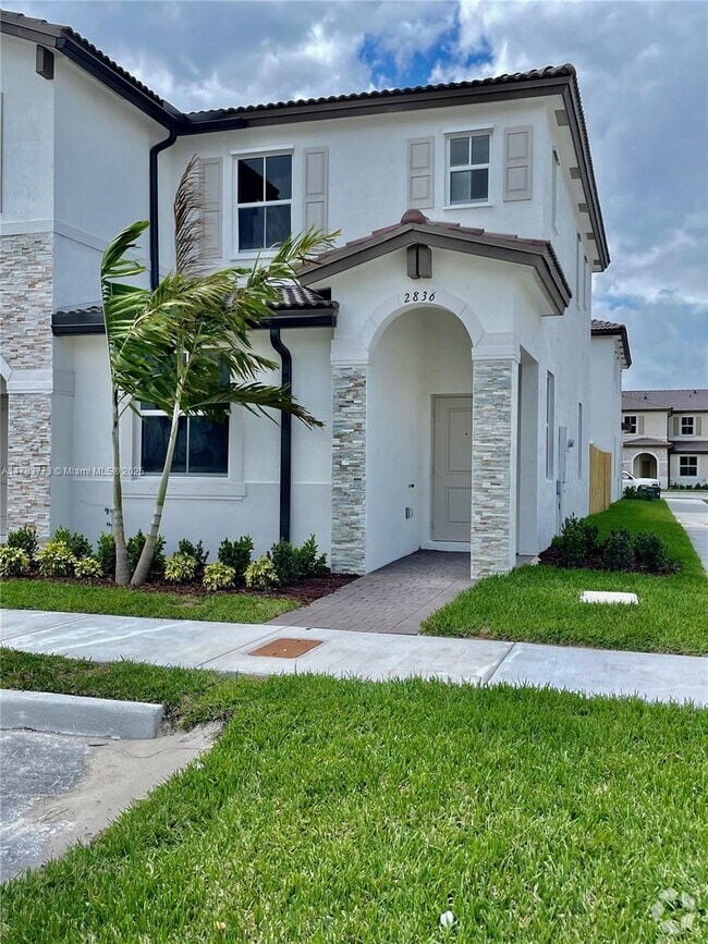 Building Photo - $2,350 Rental