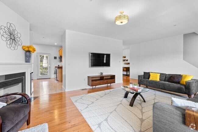 Building Photo - 54 Myrtle St Unit 2 Rental