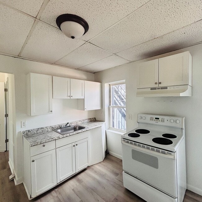 761-765 S 8th Street
