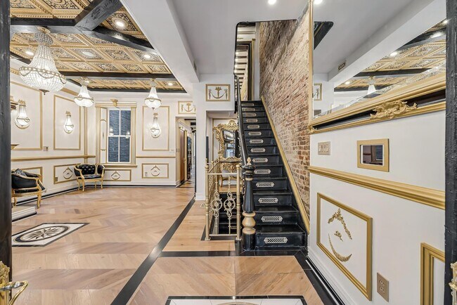 Photo - 810 Prince St