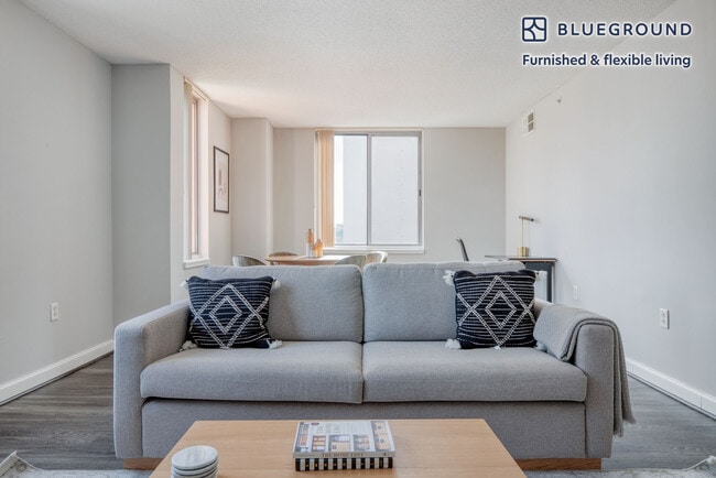 Photo - 4835 Cordell Ave Unidad FL5-ID708