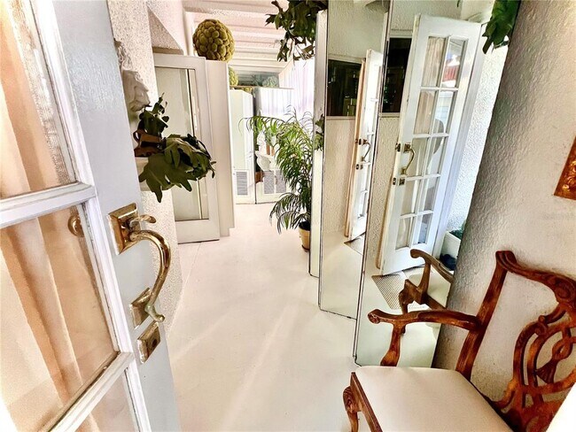 Photo - 7000 Beach Plaza Unidad 208