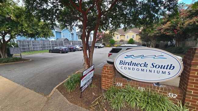 Building Photo - 532 N Birdneck Rd Unit Birdneck South Condo