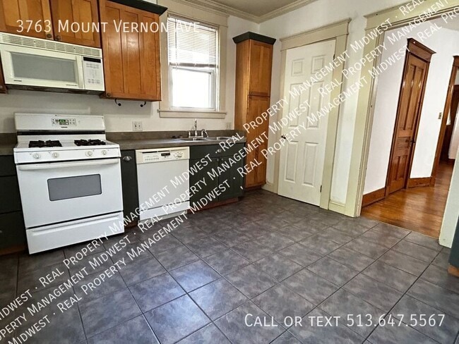 Photo - 3763 Mt Vernon Ave