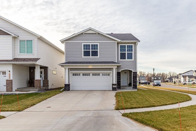 Building Photo - 3 Bed, 3 Bath in West Fargo! Rental