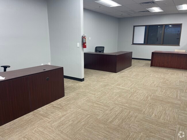 Building Photo - Starbucks & Kitsap Bank Plaza Suite 120 Rental