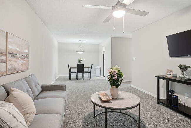Photo - 3368 Fairway Oaks Dr Unidad SI FL2-ID1613292P