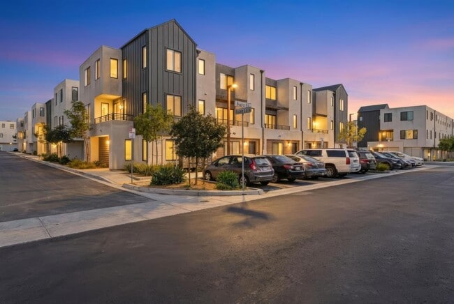 Photo - 2081 Acara Cir