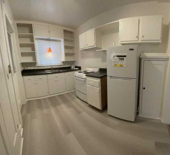Kitchen - 2200 G St Townhome