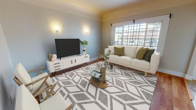 Photo - Charming Patten home near Fruitvale BART