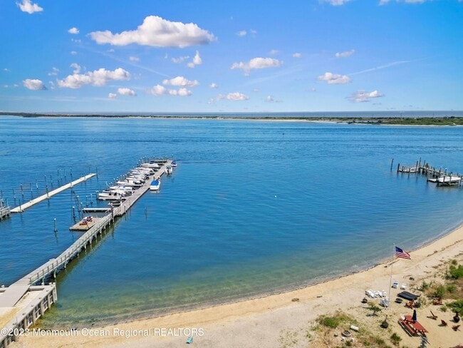 Photo - 58 5th St