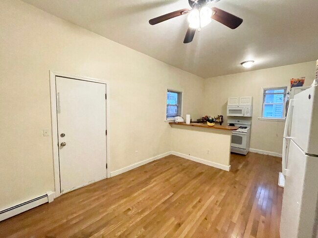 Photo - 29 Spring Garden St Unidad 1