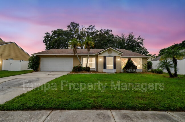 Building Photo - 16214 Pebblebrook Dr Rental
