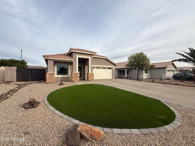 1567 N Tucana Ct